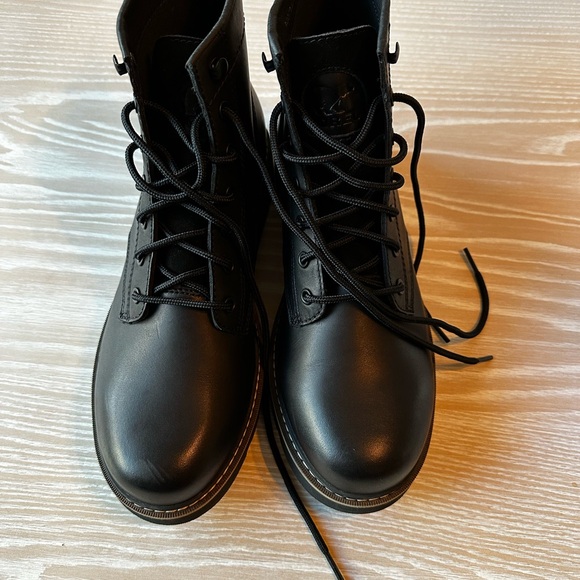 Sorel Black Leather Men's Boots - Picture 5 of 6